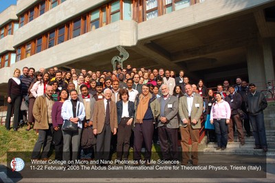 Group_picture.jpg